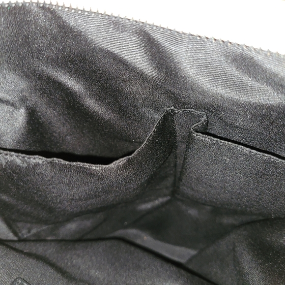 Coach Peyton Embossed Patent leather crossbody (F20022) - Picture 8 of 14